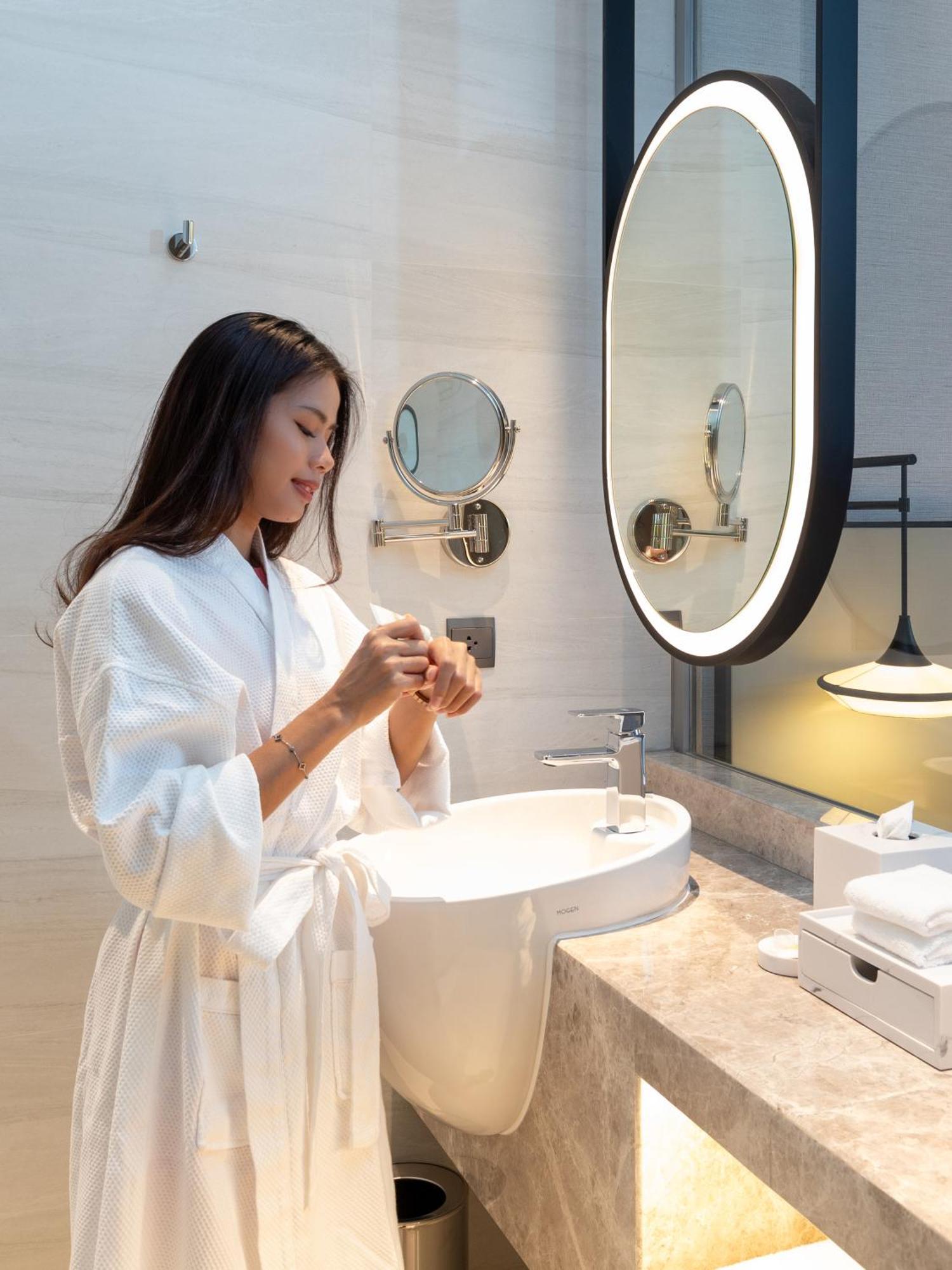 Courtyard By Marriott Bangkok Suvarnabhumi Airport الغرفة الصورة