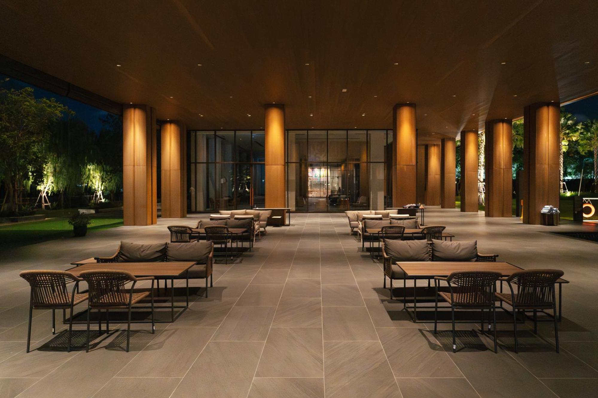 Courtyard By Marriott Bangkok Suvarnabhumi Airport المظهر الخارجي الصورة