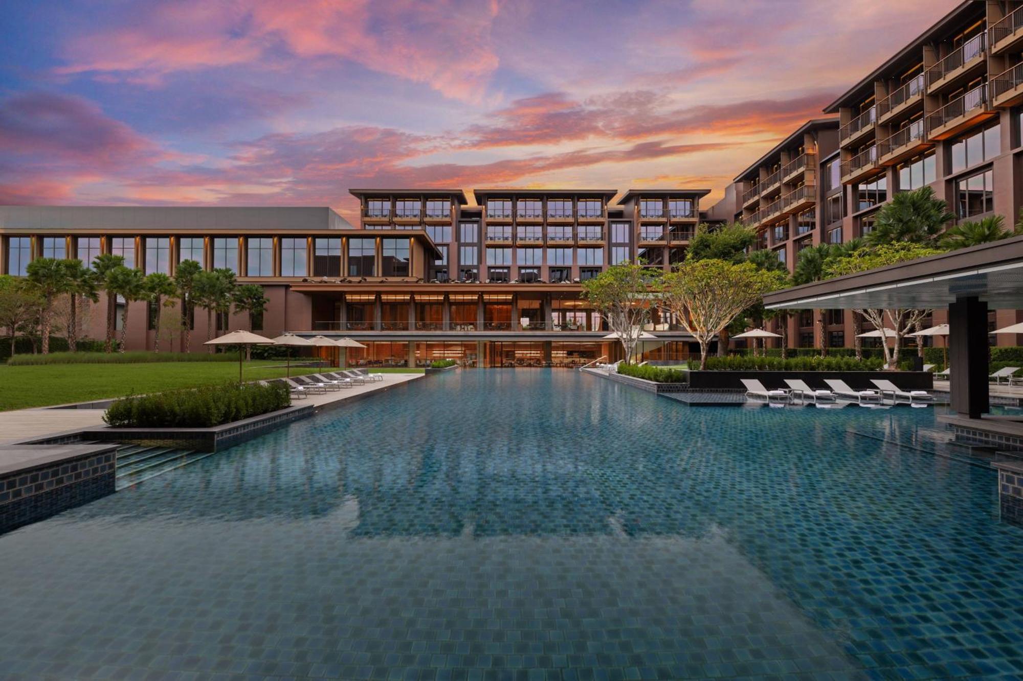 Courtyard By Marriott Bangkok Suvarnabhumi Airport المظهر الخارجي الصورة