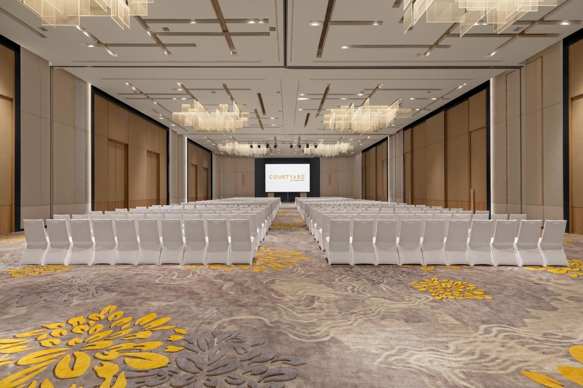 Courtyard By Marriott Bangkok Suvarnabhumi Airport المظهر الخارجي الصورة